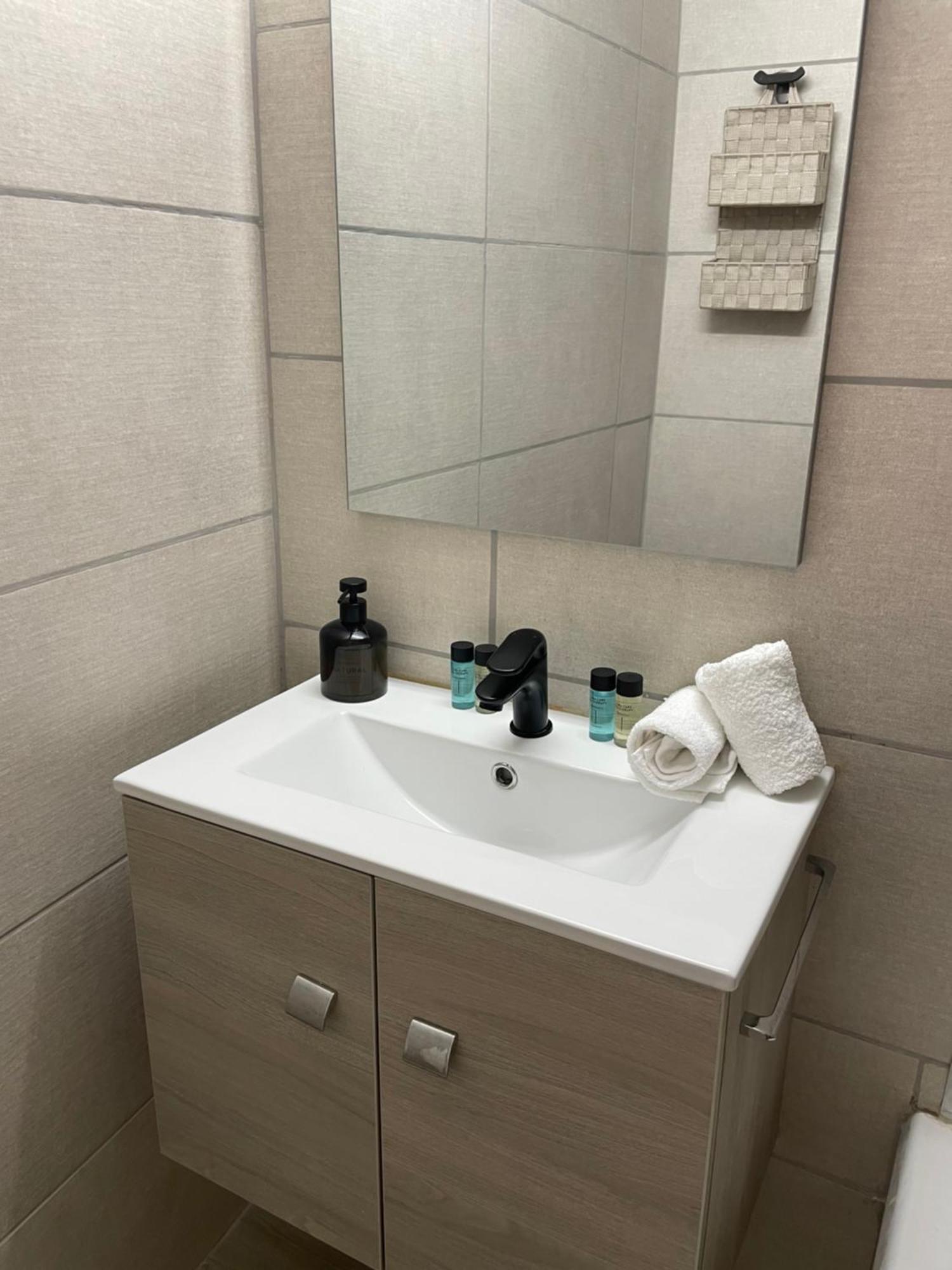 Vivian Modern Apartment Αθήνα Εξωτερικό φωτογραφία